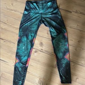 Teeki yoga pants